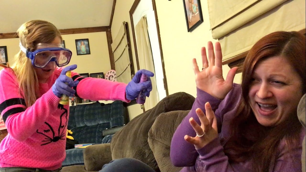 HER FARTS SMELL SO BAD! OUR WWE WRESTLEMANIA AND DISNEY VACATION PLANS