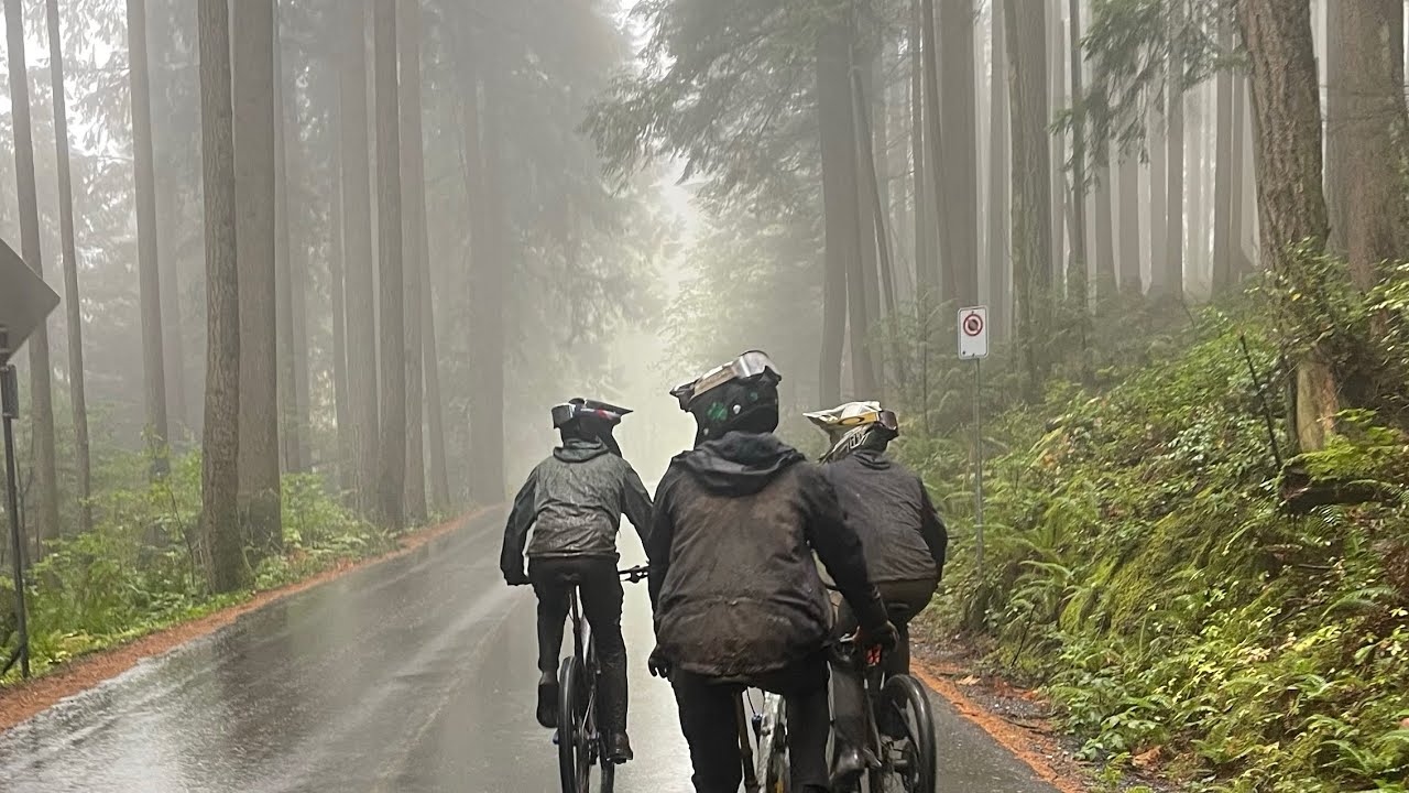 Wet and Wild Mount Seymour mtb with Rob Davis & Olly Cornforth. (Special guest OC Tuning)