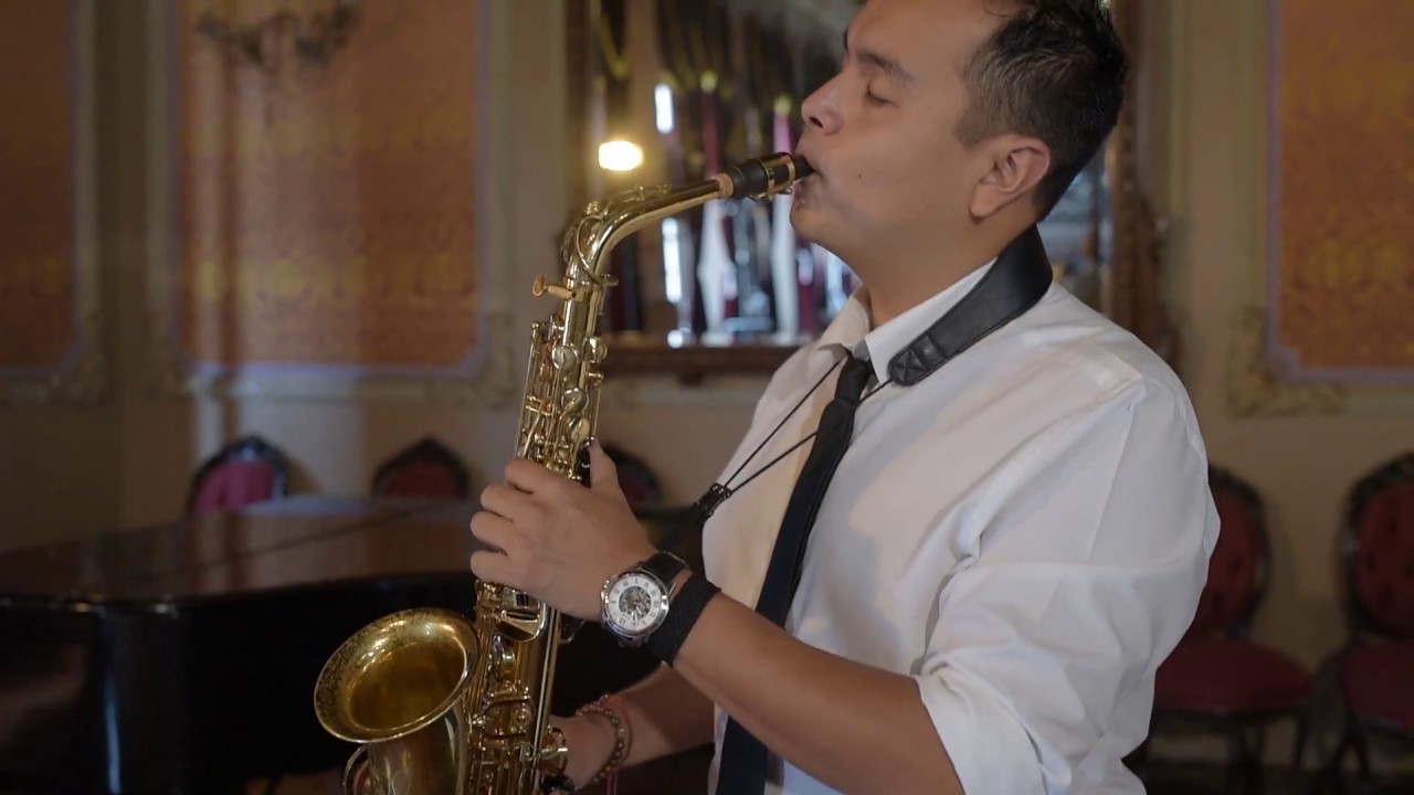 Glenn Miller - In The Mood By Benji Cascoli | Saxophone Version (Official Video)