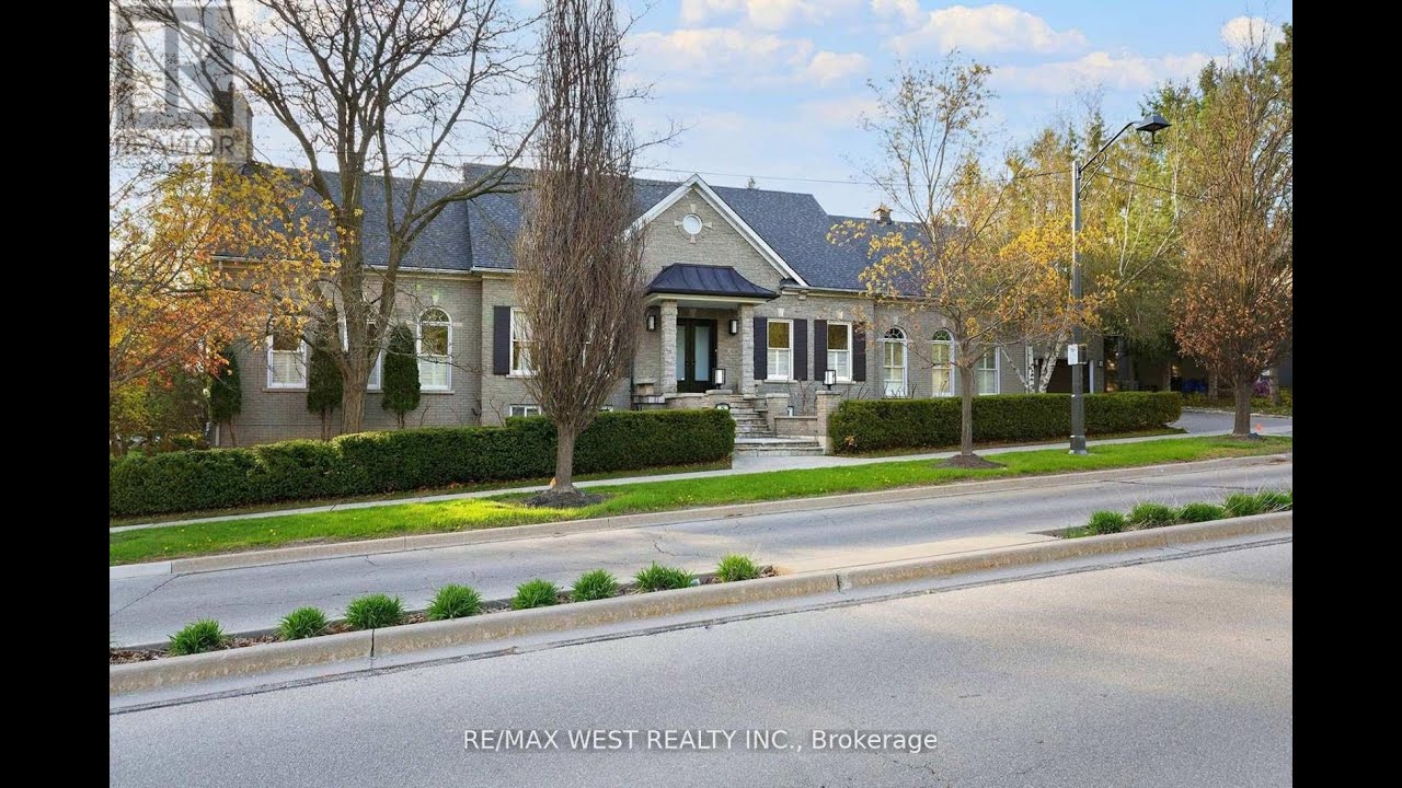 5 HUMBERVIEW DRIVE | Vaughan (Islington Woods) Real Estate