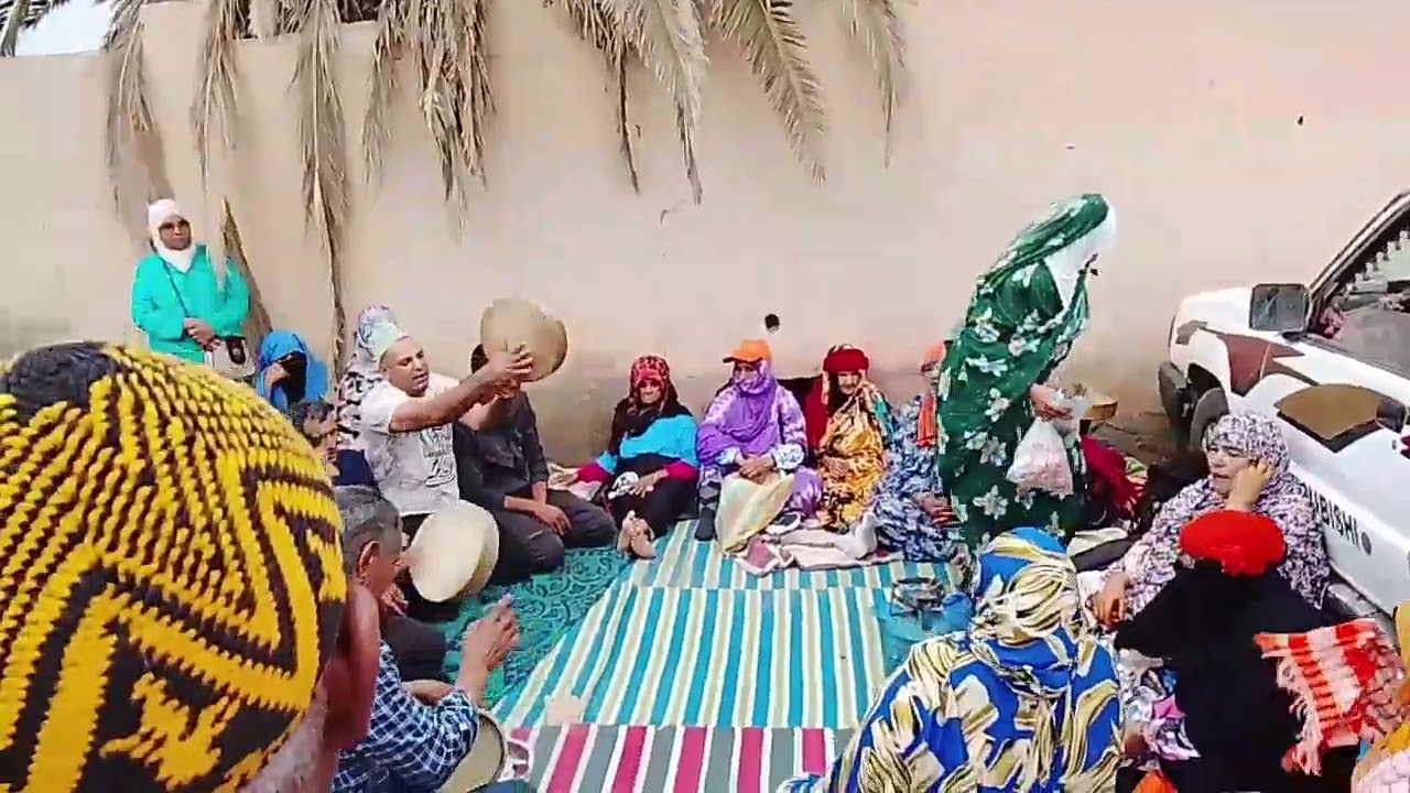 شفتي واحد الحاجه شي متابعه شي لايك تحيا المشاهدين عندك القهوه