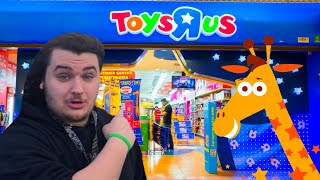 Going To Toys R Us In 2022 theyre Back
