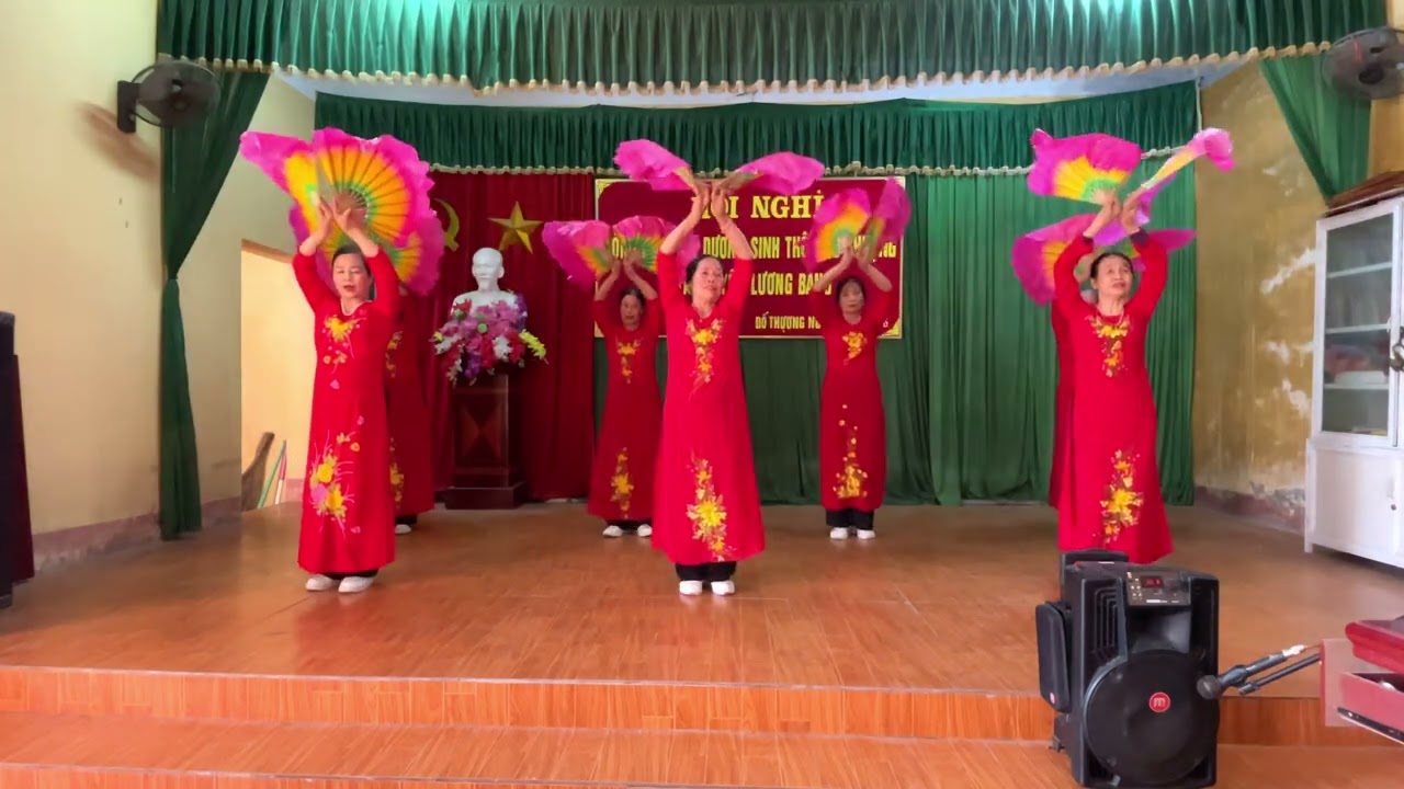 Cúc phạm thôn đỗ thượng xã phạm kha 