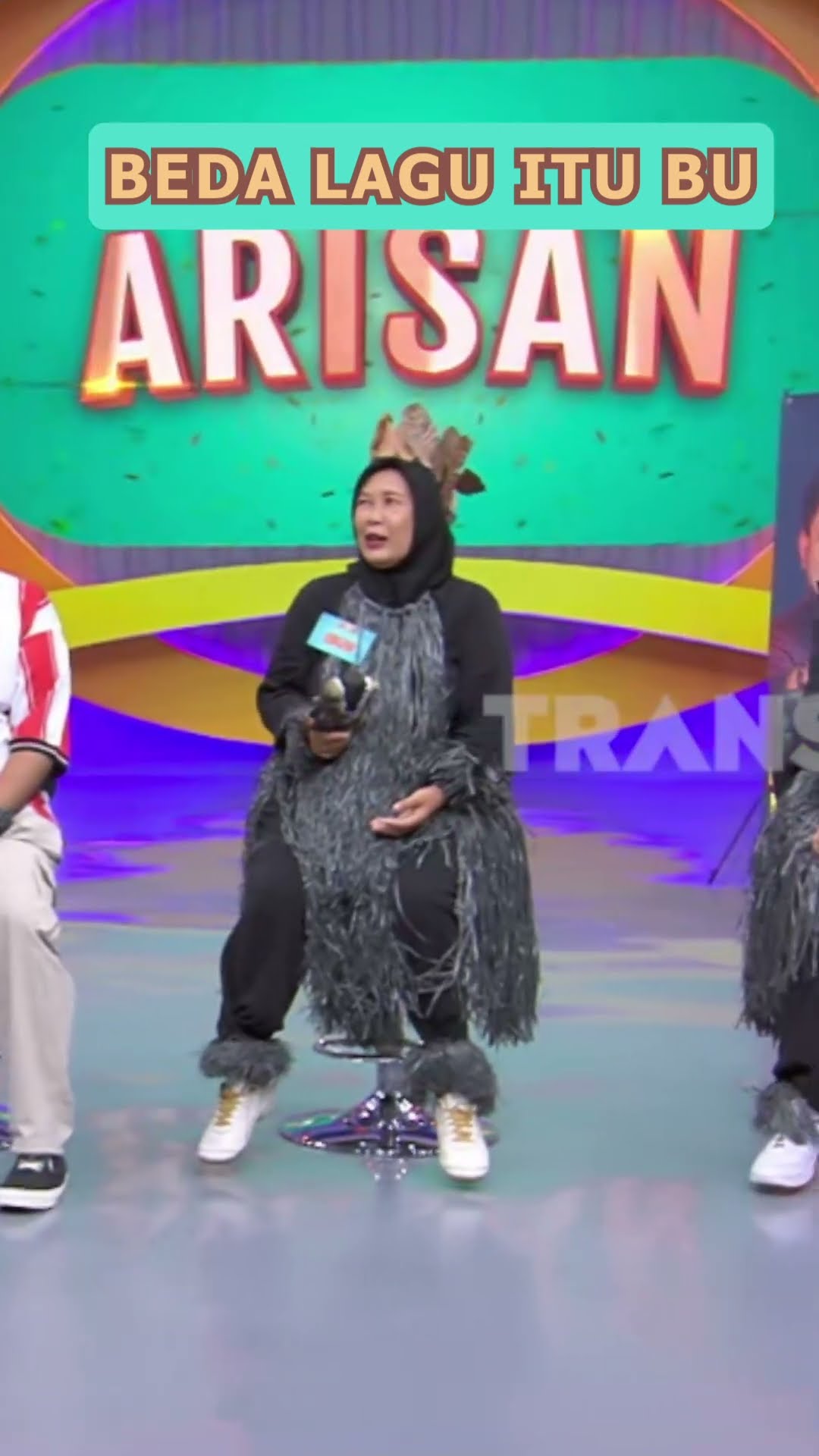Ngakakk, Beda Lagu Itu Bu!!!! Sambung Lirik Arisan | Arisan #shorts #trans7