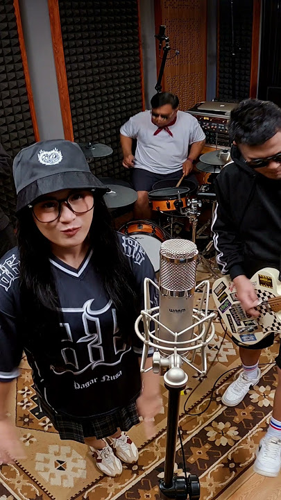 🎵 JUJUR - SKA 86 feat REKA PUTRI | UYE TONE MUSIC VIDEO 🎵