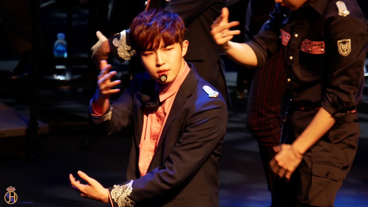 [4K] 180123 이데일리 문화대상 Beautiful 김재환 focus 직캠