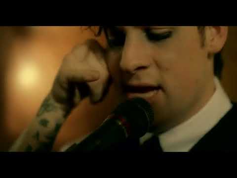 Good Charlotte - I Just Wanna Live [Official Music Video]