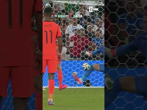 WHAT. A. SAVE. VERBRUGGEN GETS A KNEE AND A HAND ON IT TO KEEP THIS OUT!!