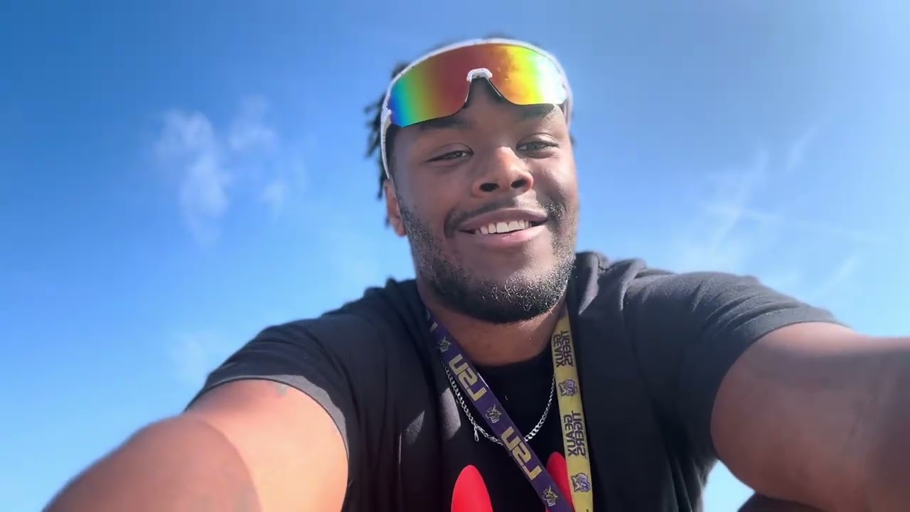 Trading, Van Life & Setbacks: My Journey from the Beach 🚐📈