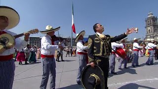 Desfile de la Revolución Mexicana: Interpretación de corridos populares de la época