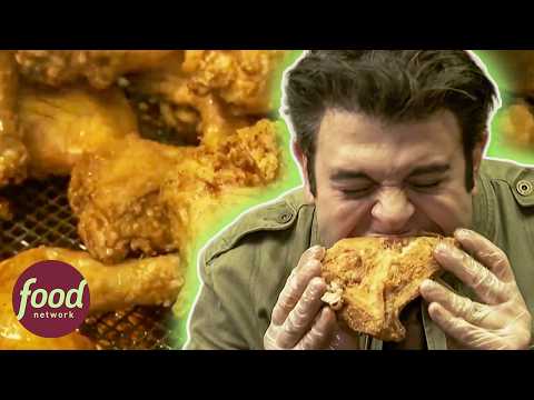 Trying NYC's Most Famous 1Lb Pastrami Sandwich At Katz's | Man V Food With Adam Richman