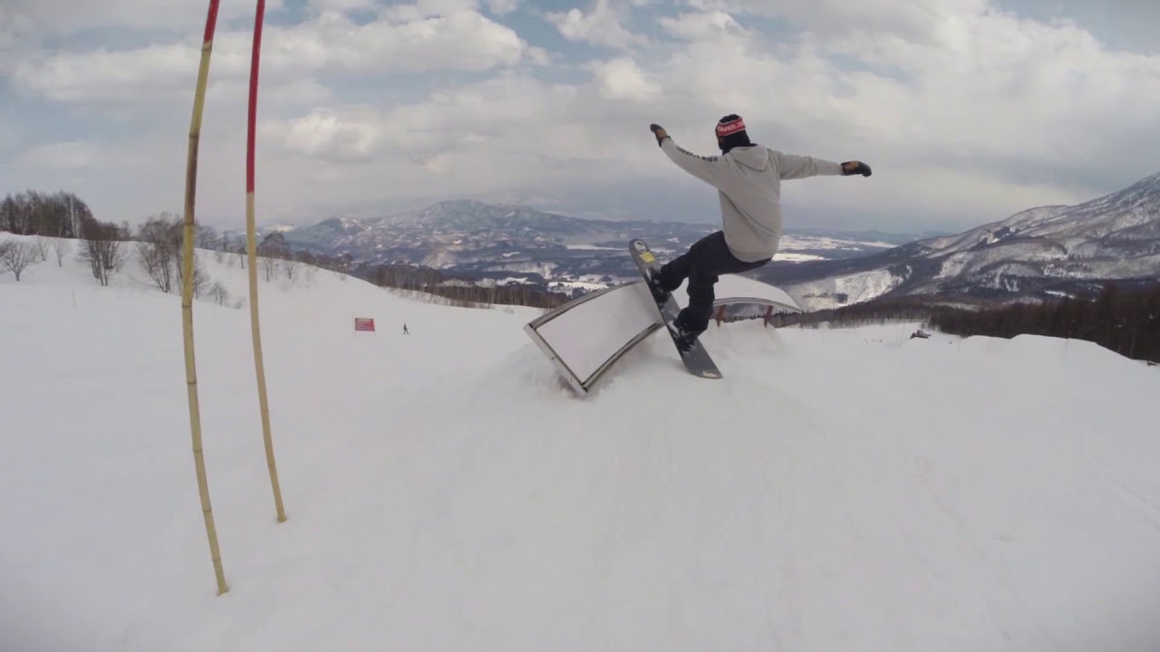 スノーボード ymane.ru 楽天市場】ラスト1本 142 のみ 送料無料 NOVEMBER ノベンバー 板