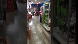 Multicolour Metallic Streamer Confetti Cannon By Rocket.ca