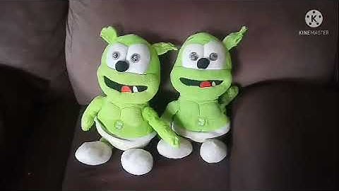 (Victor Pavlak) My GummiBärs FIGHTS?!?!?!?!?!?!?!?