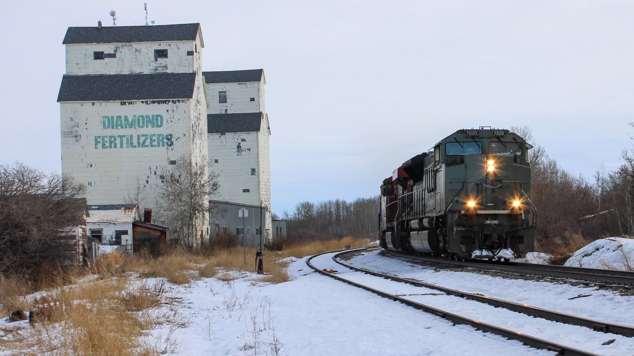 CP 7020 North - CPKC 312 (Canola) - CP Aldersyde Sub - DeWinton, Alberta