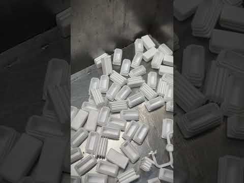 Заглушка прямоугольная 40х20 мм черная, видео 2