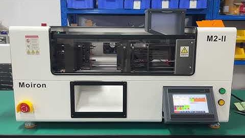 Desktop injection molding machine for color masterbatch plate