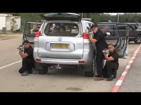 יוצאים מבין הצללים היחידה לאבטחת אישיים בשב כ נחשפת 