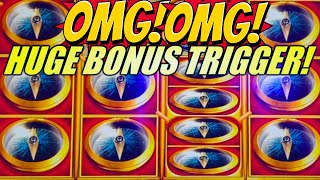 HUGE BONUS TRIGGER!! I GOT CRABS & I'M OUTTA BATTERY! 😱 QUEST FOR RICHES Slot Machine (KONAMI)