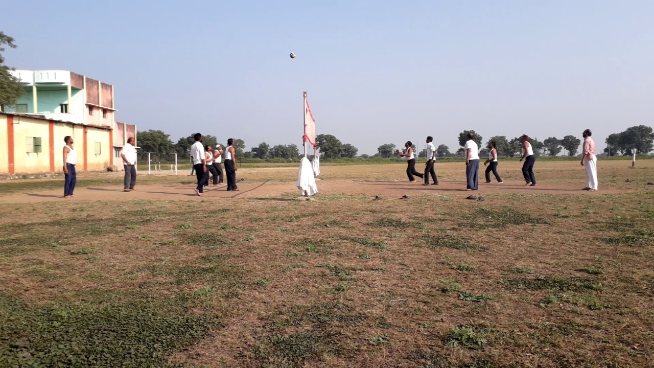 M.Hanif Urdu High School teachers Volleyball team playing at school