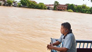 جوزي التايلاندي قالي تعالي البيت بسرعه الفياضان غرقه والقطط هتموت + رد فعل اوتشا لما شافنا بعد غياب
