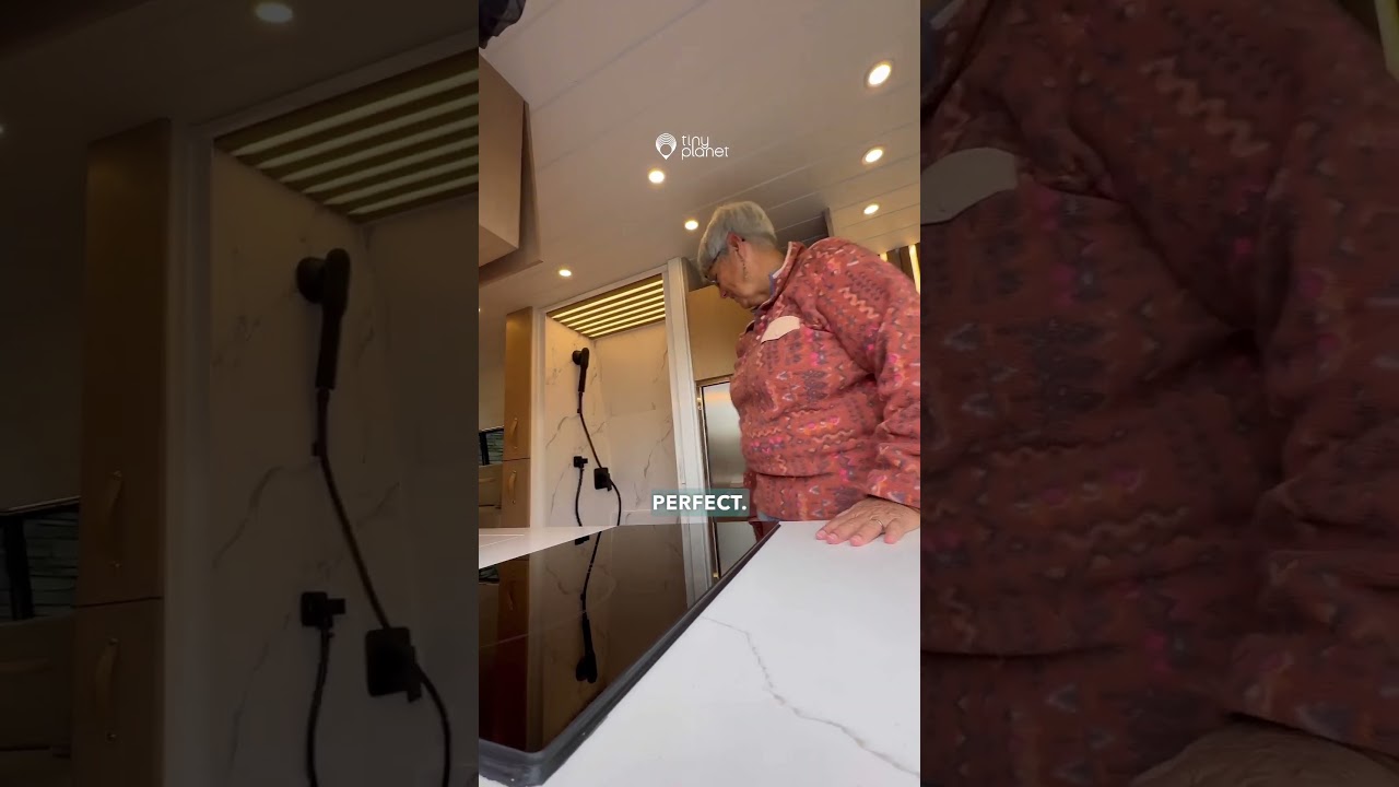 Van First Look - Heartwarming reaction of customers