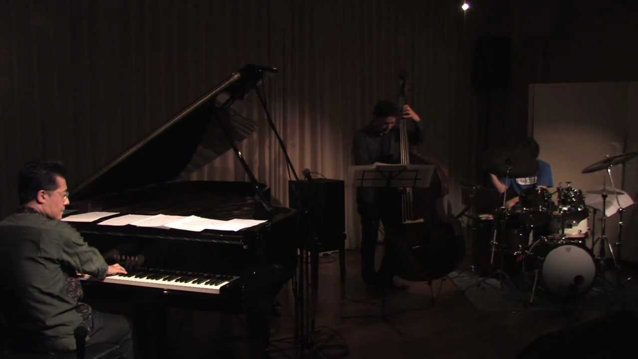 渡辺かづきトリオ Into The Light ヒーリングピアノ音楽 日本の有名ピアニスト ええ倭心ドットコム