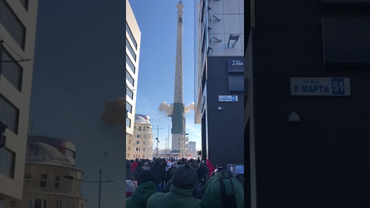 Башня падает на уаз