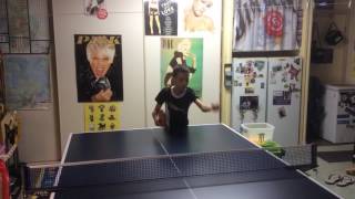 Table Tennis trying out the STIGA PREMIUM ROLLER