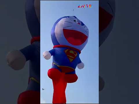 Video Diều khổng lồ no gió trên bầu trời Sài Gòn | ZaiTri - youtube