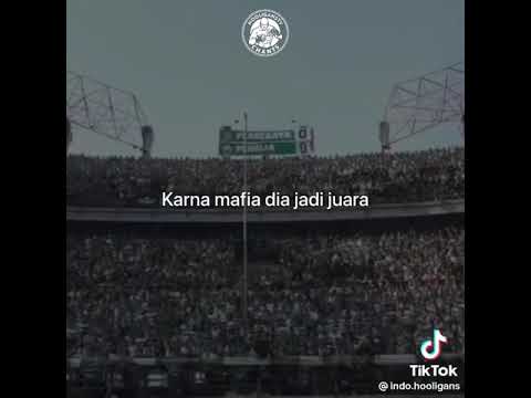 lagu tim bola yang manja!!!dari Bonek untuk persija