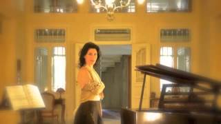 Video thumbnail of "Domine Deus, Gloria (Vivaldi) - Nadine Nassar (Soprano)"