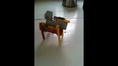 LEGO ROBOT four legs - 4 legs.MOV