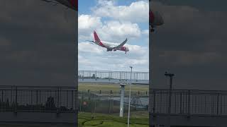 AVIANCA AIRLINES #aviation #aerotrade #automobile #airplane #planespotting #landing #airport