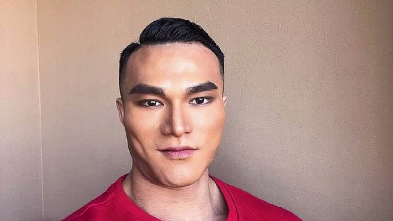 Чемпион по бодибилдингу Ван Кунь, который хвастался тем, что жил «монашеской жизнью», умер в возр...