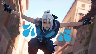 Jett but she has sweaty armpits