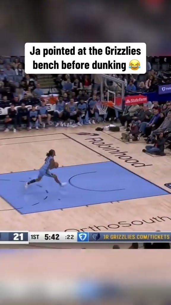 Ja pointed at the bench ?