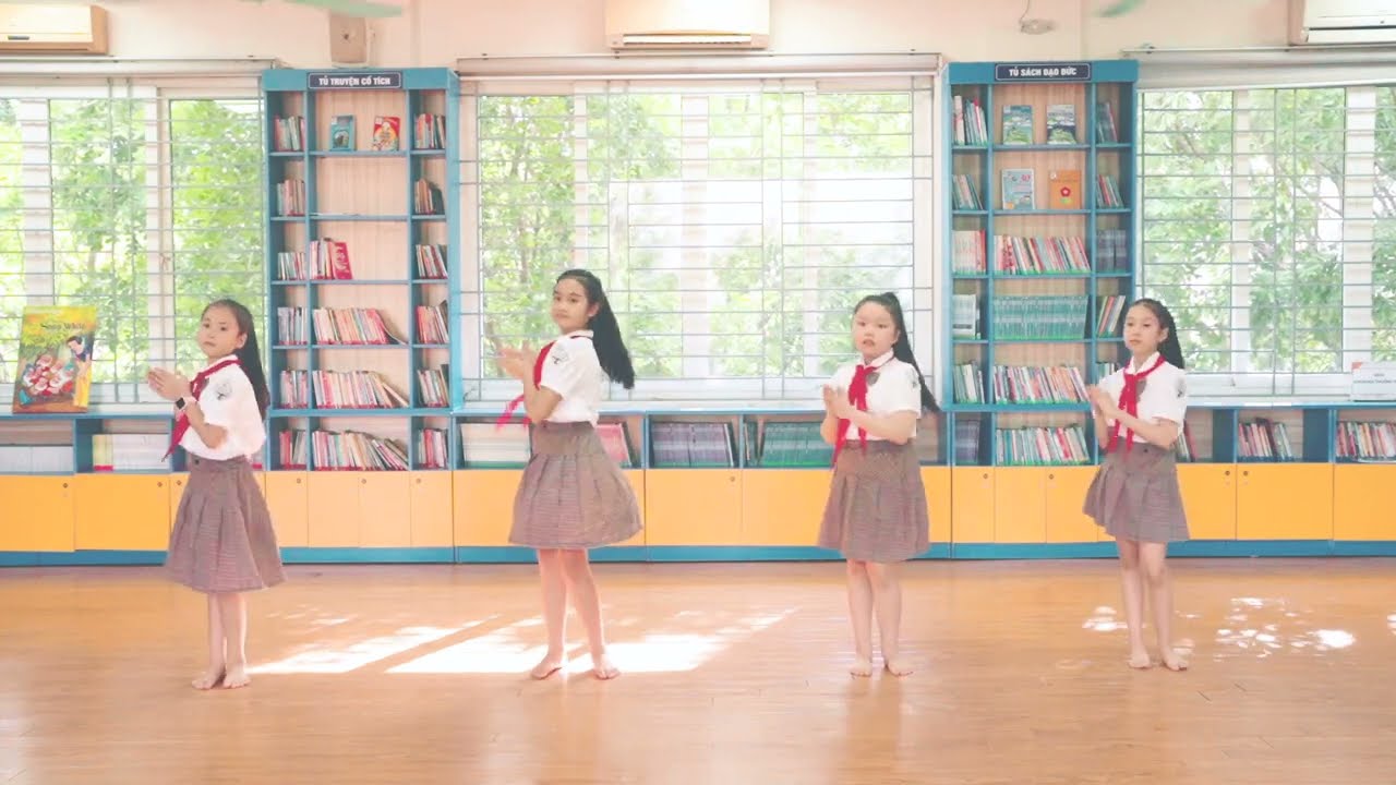 Tình bạn ngàn mến thương - Trường Tiểu học Nghĩa Tân