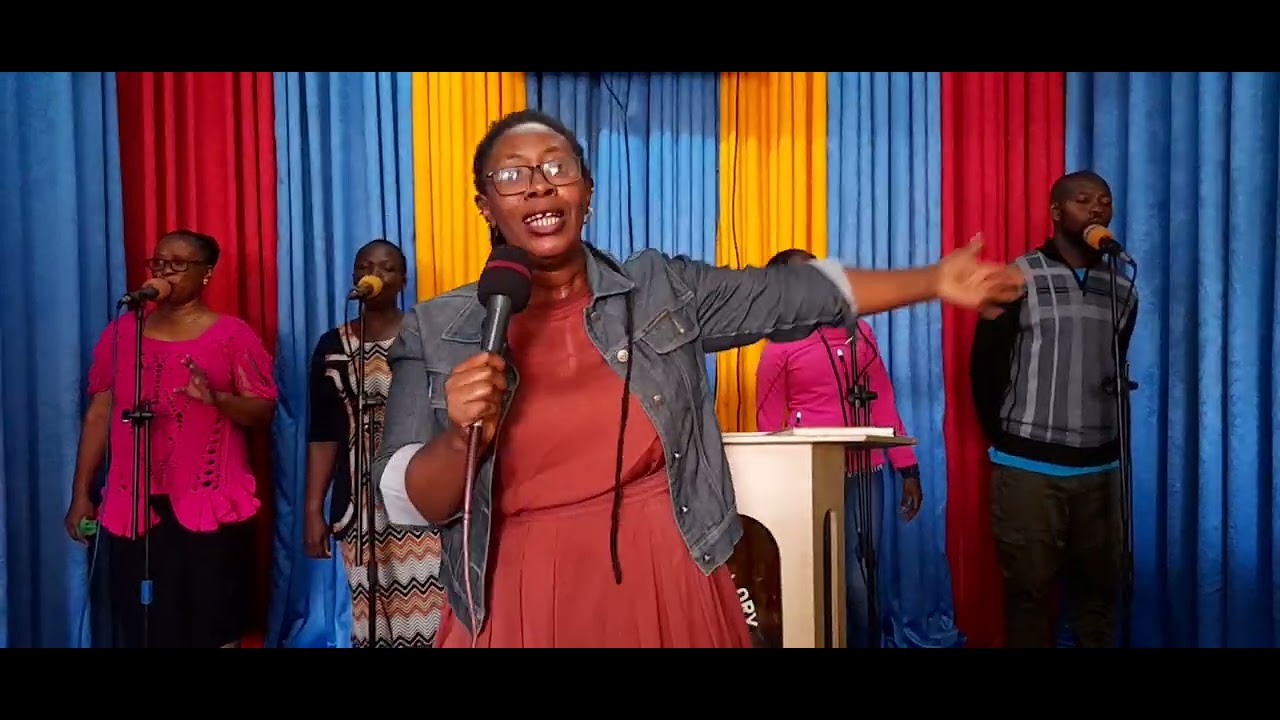 Uninyunyiziae Maji Wakati Wa Ukame. Ruth Njoroge - YouTube
