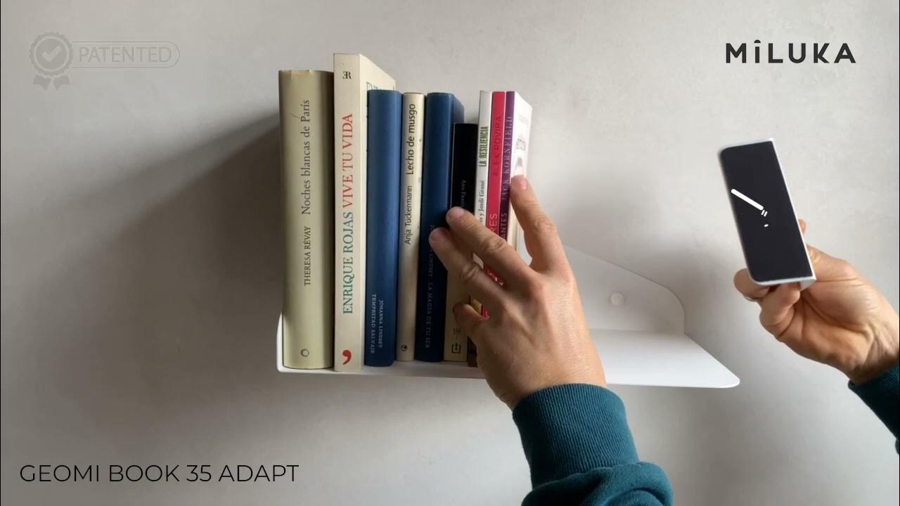 📚 La mejor forma de organizar tus libros en un estante de pared 