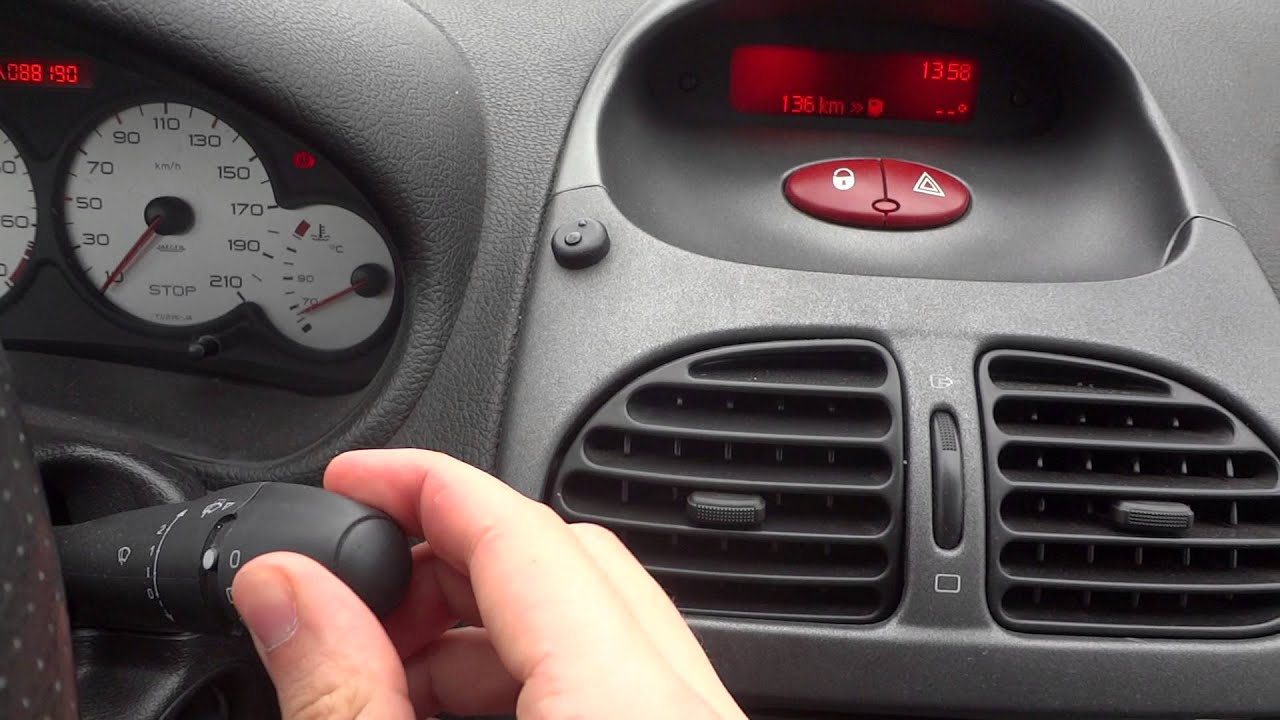 Peugeot 206 komputer pokładowy (bez fabrycznego przycisku) YouTube