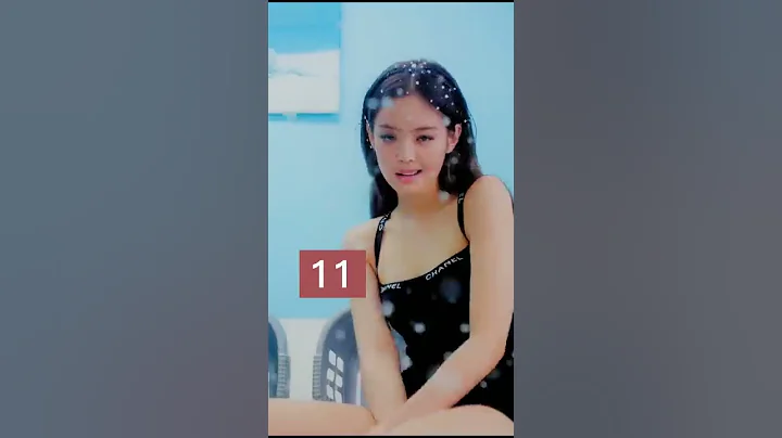 DID YOU KNOW THAT JENNIE WEARS 20+ OUTFIT IN HER S...