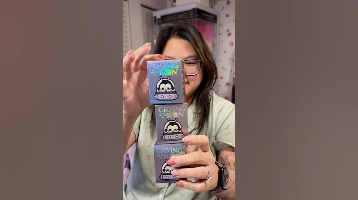 Unboxing the new Popmart Cry Baby Crying to the Moon mini (sitting) series