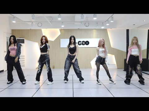 Loossemble - 'Girls' Night' Dance Practice Mirrored [4K]