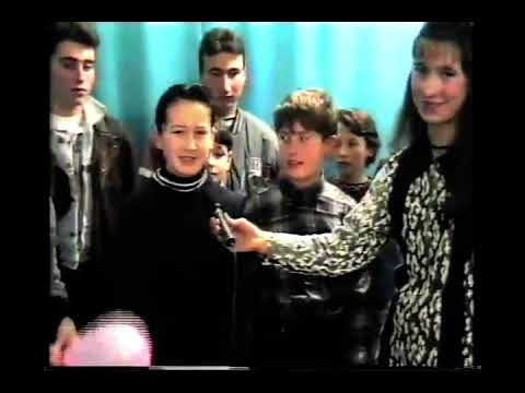 Video: Kë Do T’i Veshim Fëmijët Tanë Për Maskaradën E Vitit Të Ri?