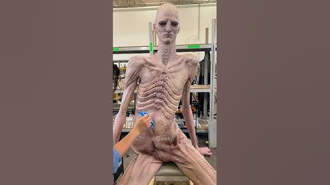 From Basketball Player to Monster: Robert Bobroetsky as The Offspring in "Alien: Romulus"