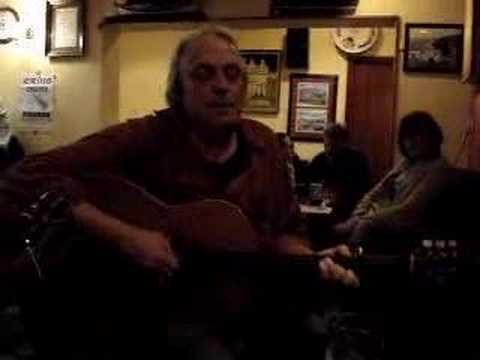 Irish pub singing - 'Streets of London' - YouTube