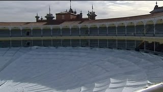 Cobertura de 'Las Ventas' cai três dias antes de inaugurada