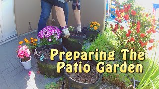 Preparing the patio garden and adding extra planters - Episode 73