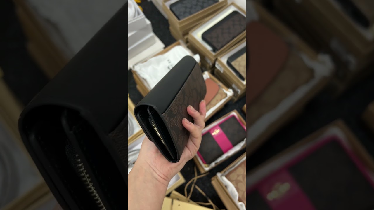 Гаманець Coach Signature PVC Slim Envelope Wallet Black Brown